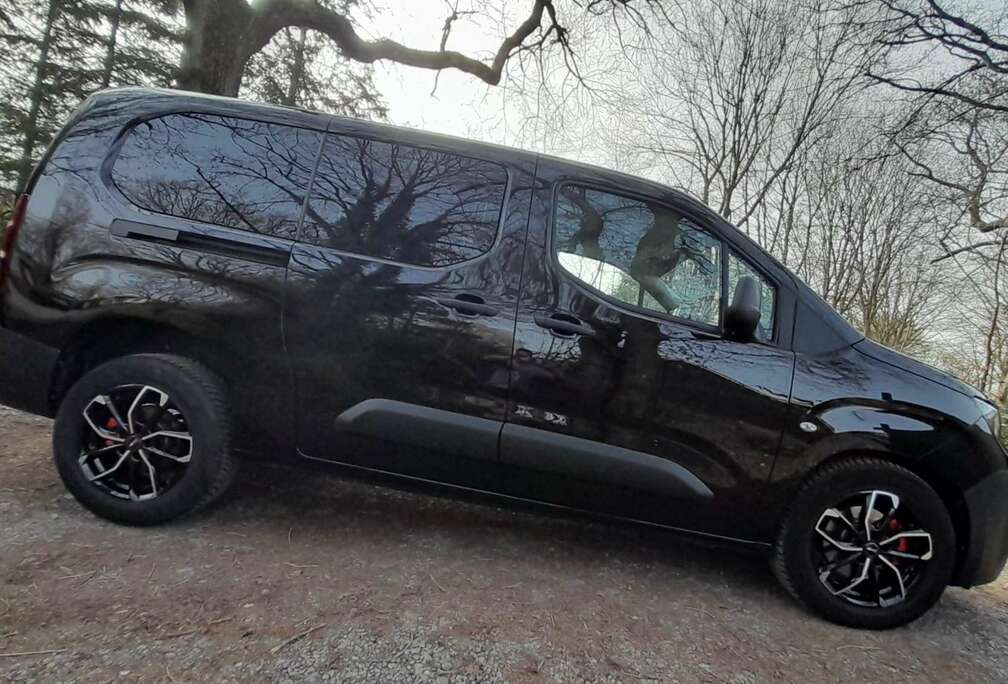 Peugeot 5PL*Utilitaire*1.5 BlueHDi 131hp EAT8 Grip Control Garantie 24mois