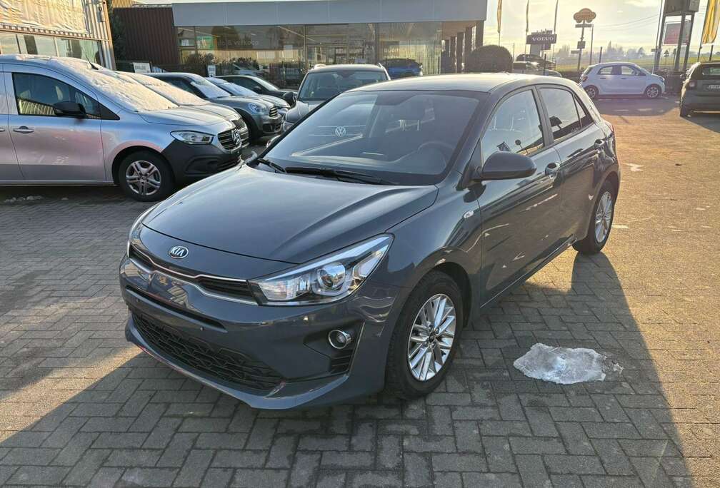 Kia 1.2i COMME NEUF/ BIJNA NIEUWE