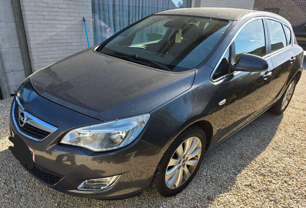 Opel Astra 1.4 Turbo Sport