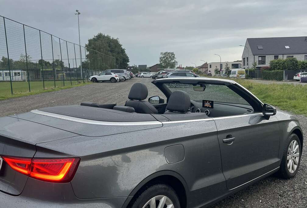 Audi Cabriolet 1.4 TFSI Attraction S tronic