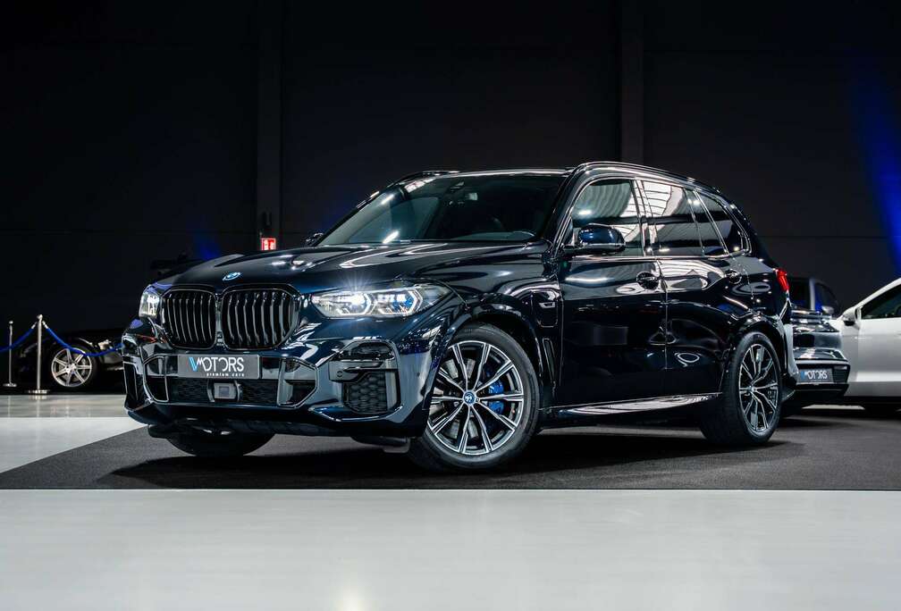 BMW xDrive45e - M Sport- Laser - ACC - HUD - Pano - Luchtvering - Soft Close - Trekhaak