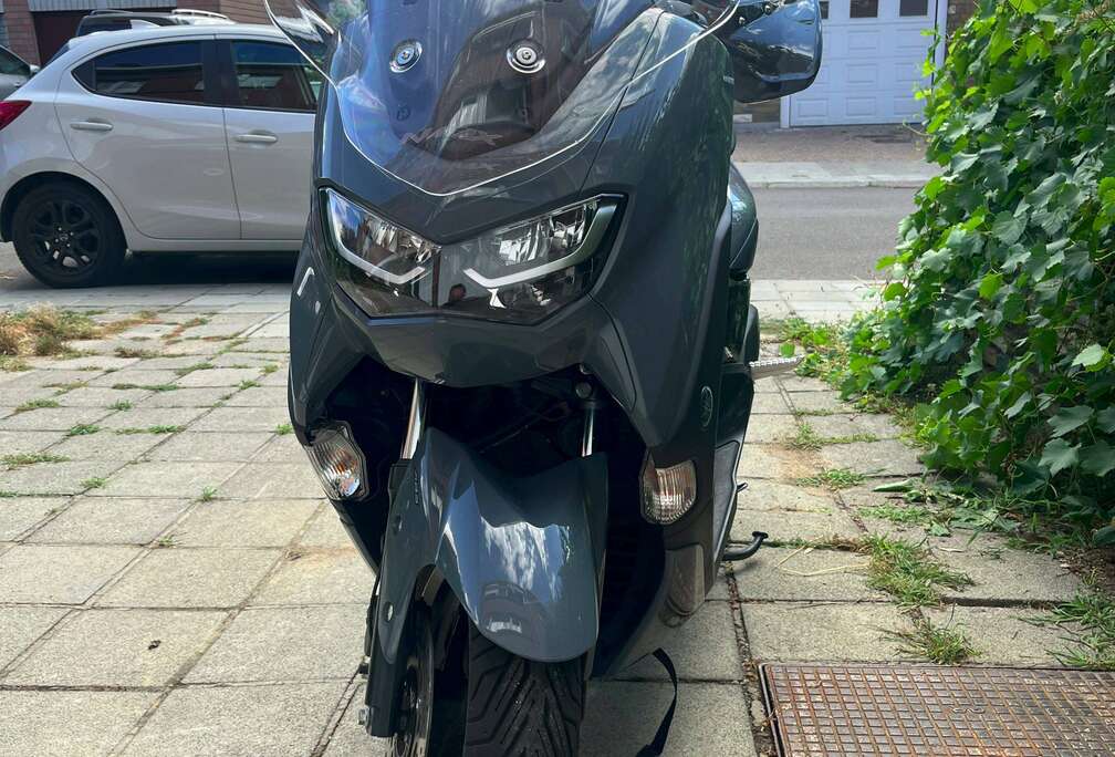 NMAX 125