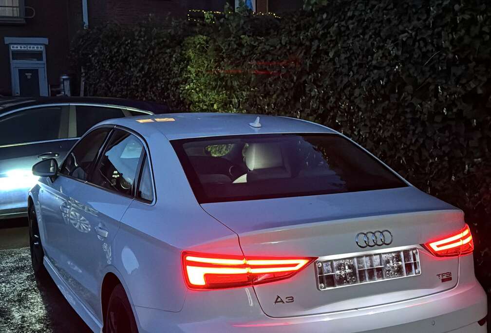 Audi 1.4 TFSI c.o.d. ultra Design S tronic