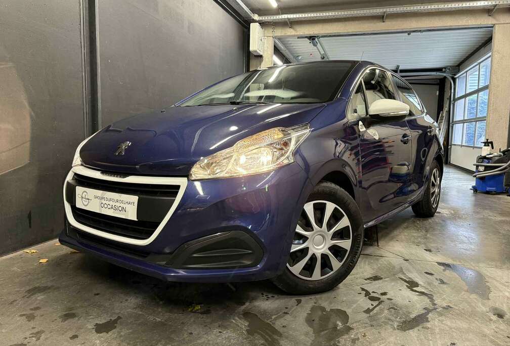Peugeot 208 1.2i PureTech Like