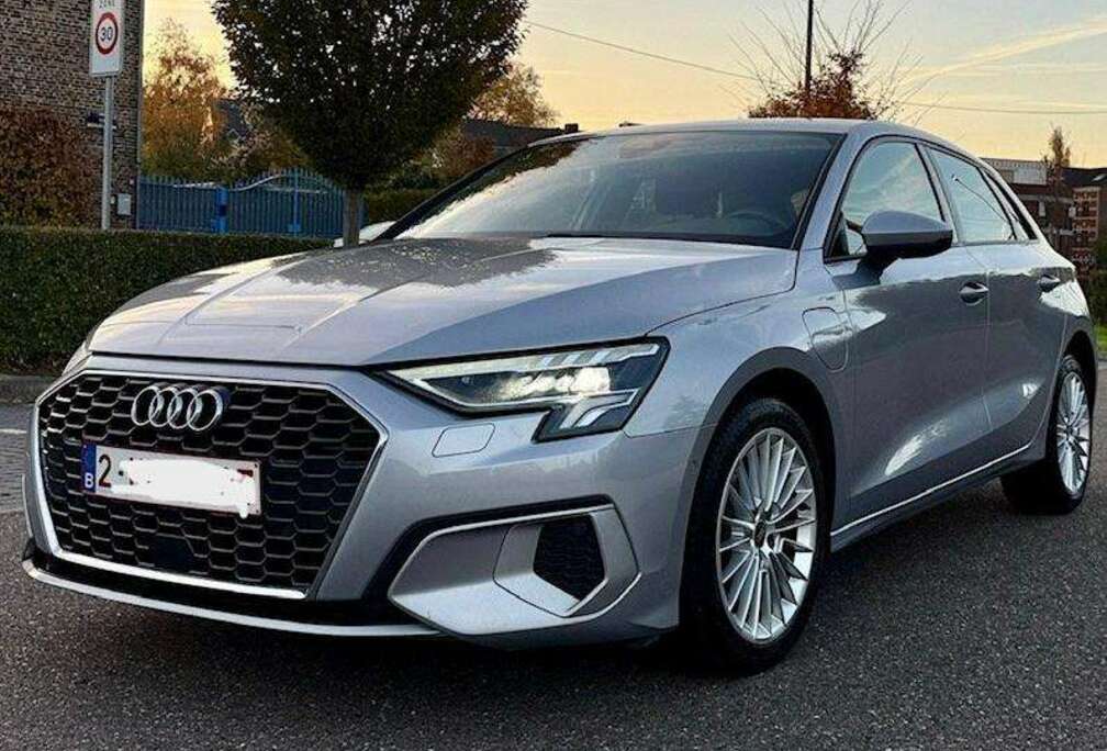 Audi A3 Sportback PHEV 40 TFSI e 1er proprio PARFAITE