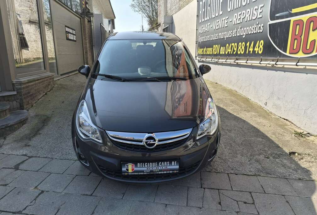 Opel 1.2i XE 16v Edition 2000