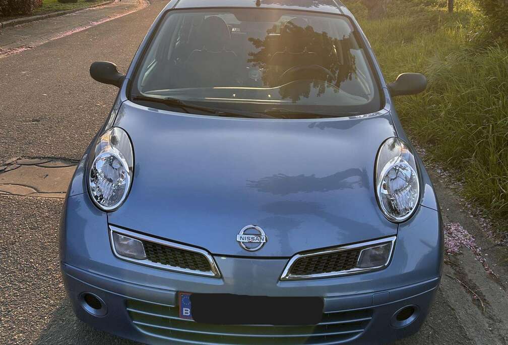 Nissan 1.2i Visia