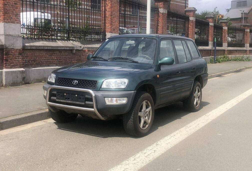 Toyota 2.0i 16v Pack