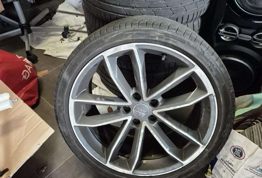 Audi Sportback 35 TDi Business Edition S line tronic