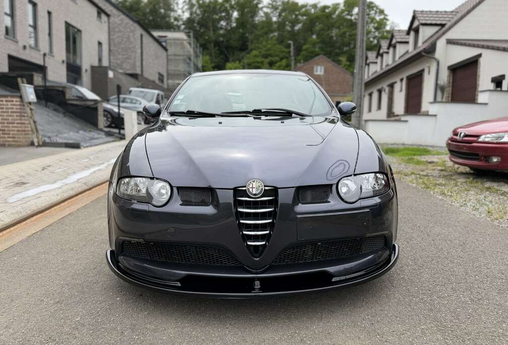 Alfa Romeo 3.2i V6 24v