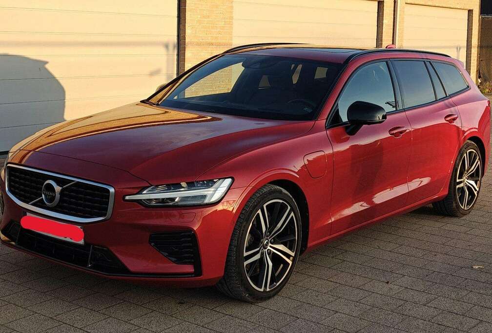 Volvo V60 T8 AWD Twin Engine Geartronic R-Design