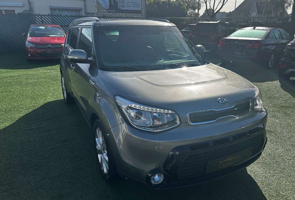 Kia Soul 1.6i Play ° LEDER ° CAMERA ° GPS °