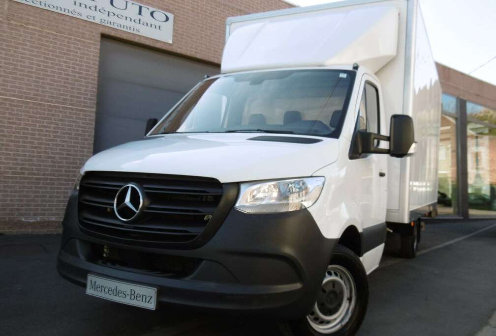 Mercedes-Benz LIFT 21M3 BOITE AUTO 150 cv
