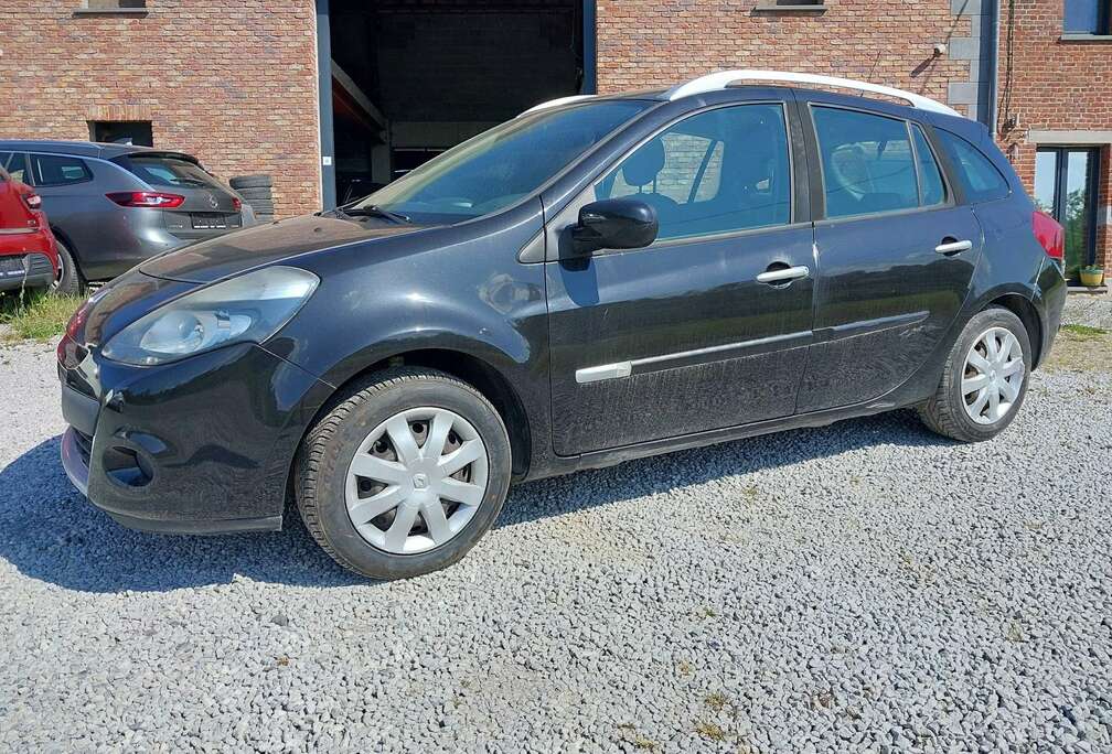 Renault 1.5 dCi Authentique FAP 104g//prête à immatriculer
