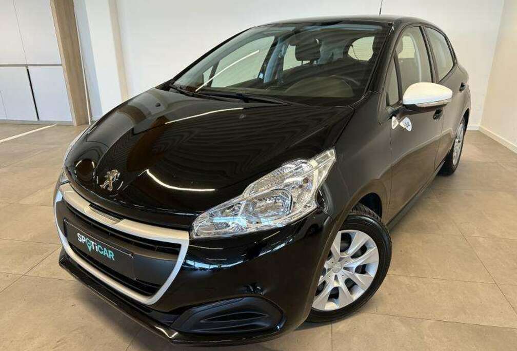 Peugeot 1.2 BENZINE 68 PK