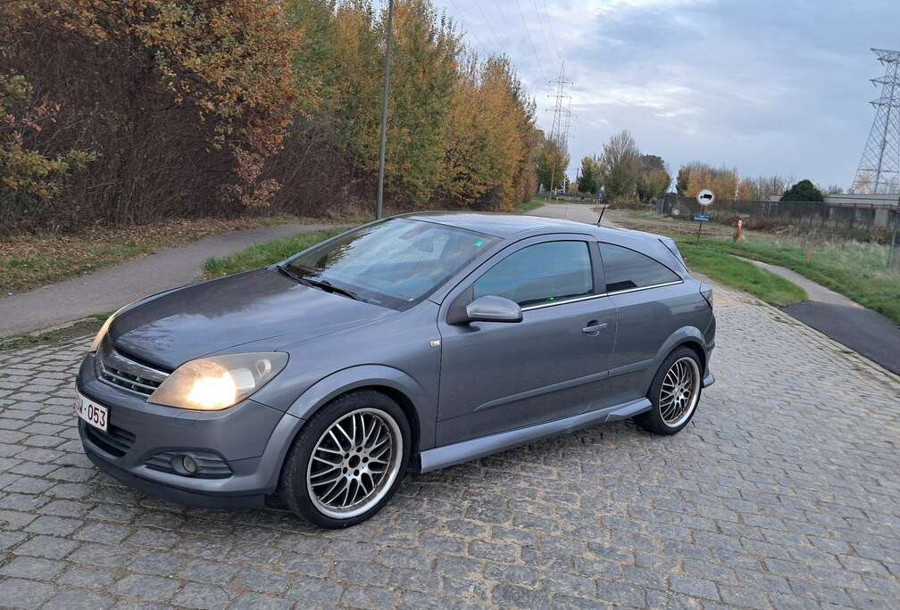 Opel GTC 1.7 CDTI Edition Plus