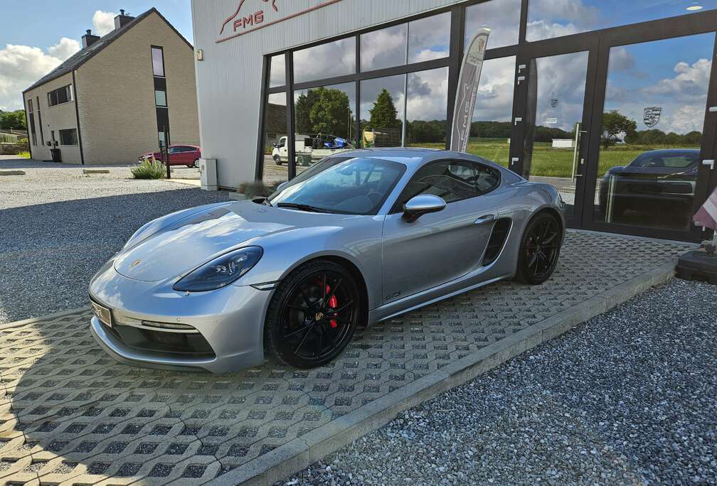 Porsche *** Cayman GTS 2,5l , Pdk , chrono , like new ***