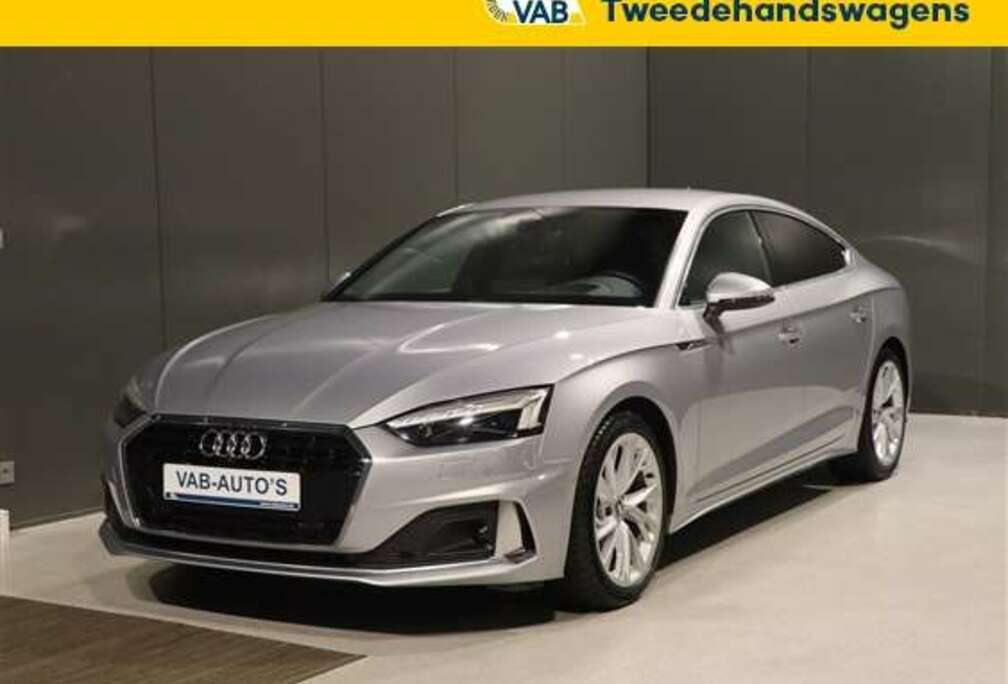 Audi ADVANCED 40TFSI S-TRONIC