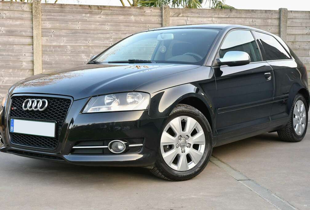 Audi A3 1.6i *Bip*Led*Climatronic*