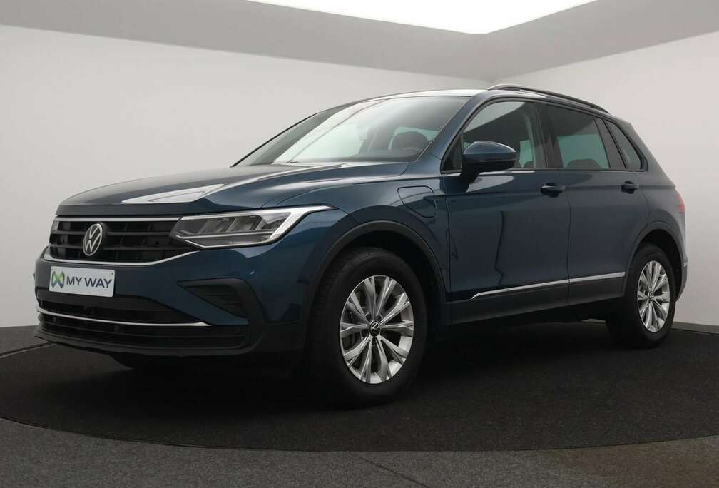 Volkswagen Tiguan Life Business 1.4TSI eHybrid PHEV 204PK *AUTOMAAT*TREKHAAK*LEDER*CAMERA*PDC*ACC*VIRTUAL COCKP