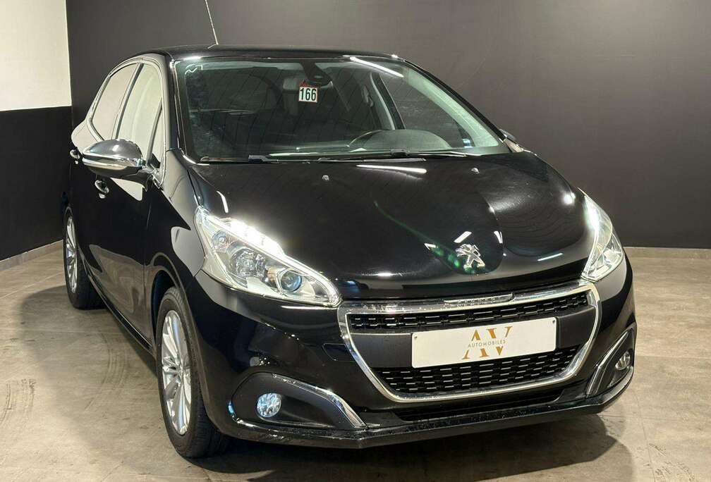 Peugeot ** 1.2 ** ALLURE *** Automatique ** Garantie 12 mois **