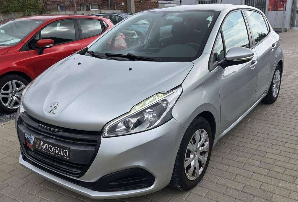Peugeot 208 1.2i PureTech Access