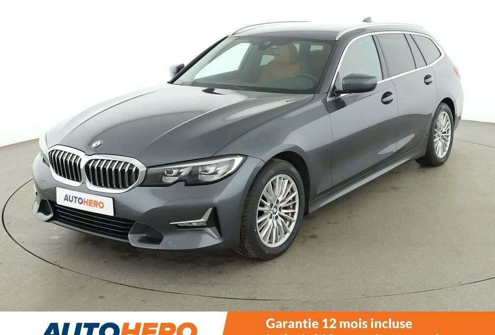 BMW 320i Luxury Line