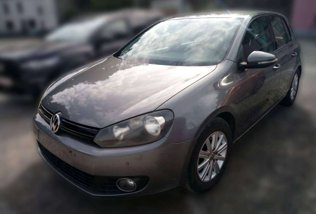 Volkswagen Golf 1.6 CR TDi BlueMotion DPF