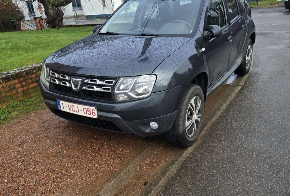 Dacia 1.6i 4x2 Anniversary 2