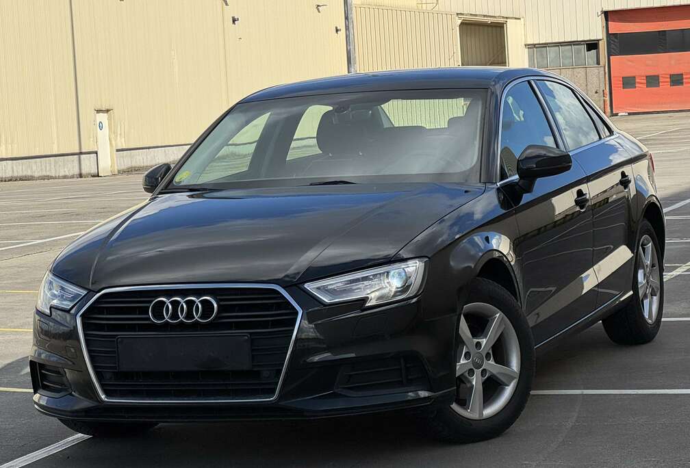 Audi 2.0 TDi 150CV / XENON / PACKSPORT / 1PROP CARNET