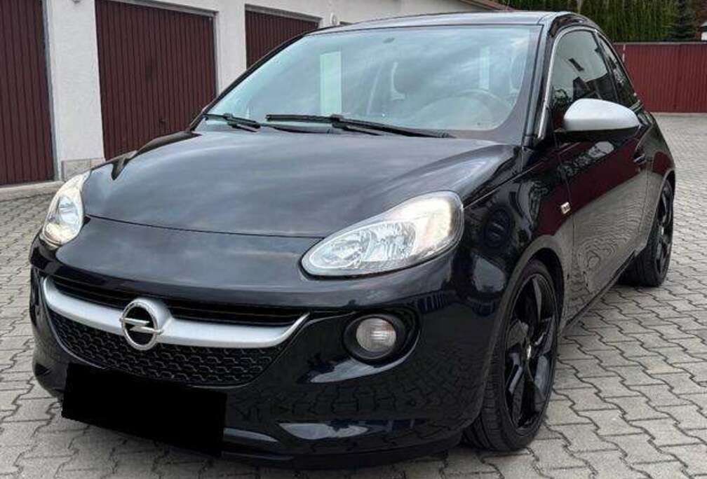 Opel Adam 1.2i Black Link