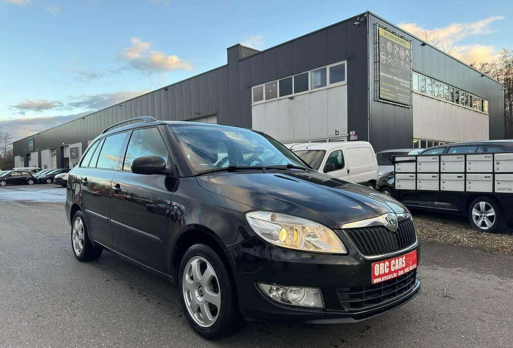 Skoda 1.6 TDI DPF Combi Ambiente  AIRCO/ EURO5-GARANTIE