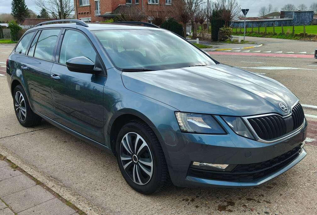 Skoda Octavia SW 1.6 CR TDi Ambition