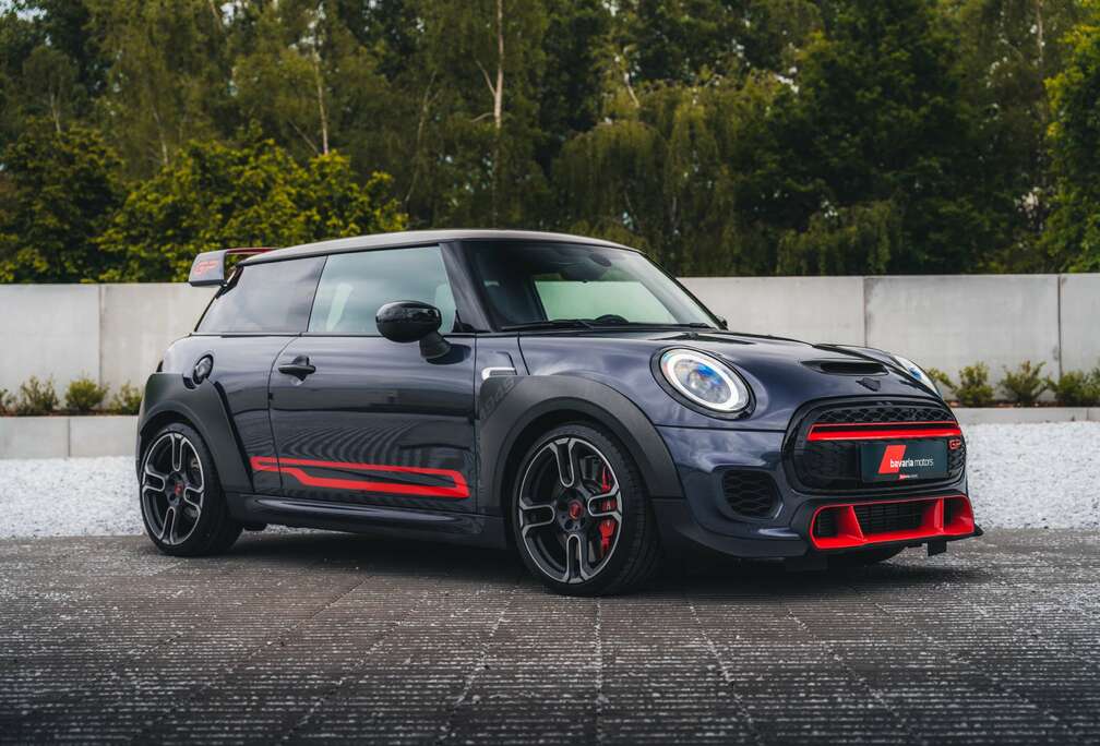 MINI GP3 / Racing Grey / German / Heated Seats