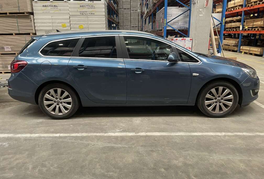 Opel Sports Tourer 1.4 Turbo Sport