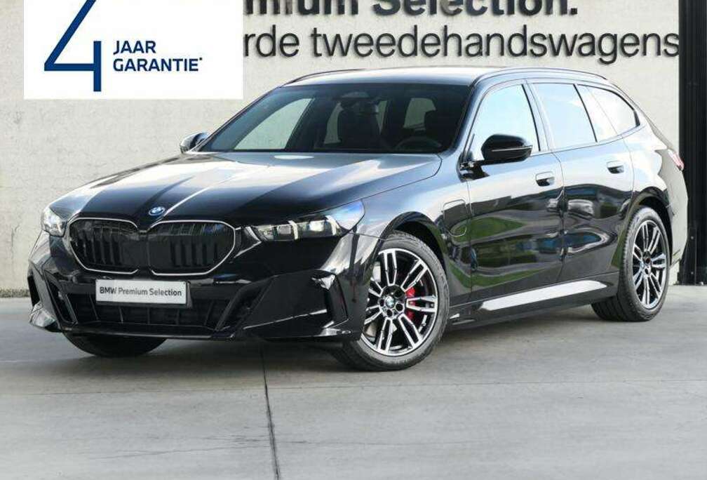 BMW 530e Touring M Sport PRO  TOWB  PANO