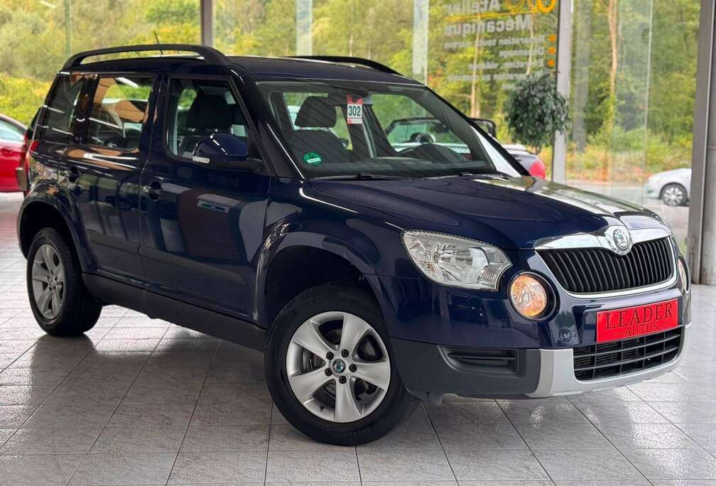 Skoda  1.2 ESSENCE 105CH - AUTOMATIQUE - AIRCO - TOIT PANO -