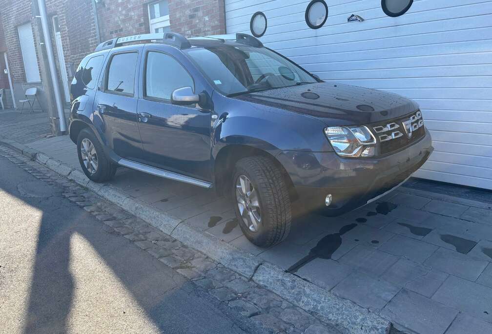 Dacia Duster 1.6i 4x2 Anniversary 2