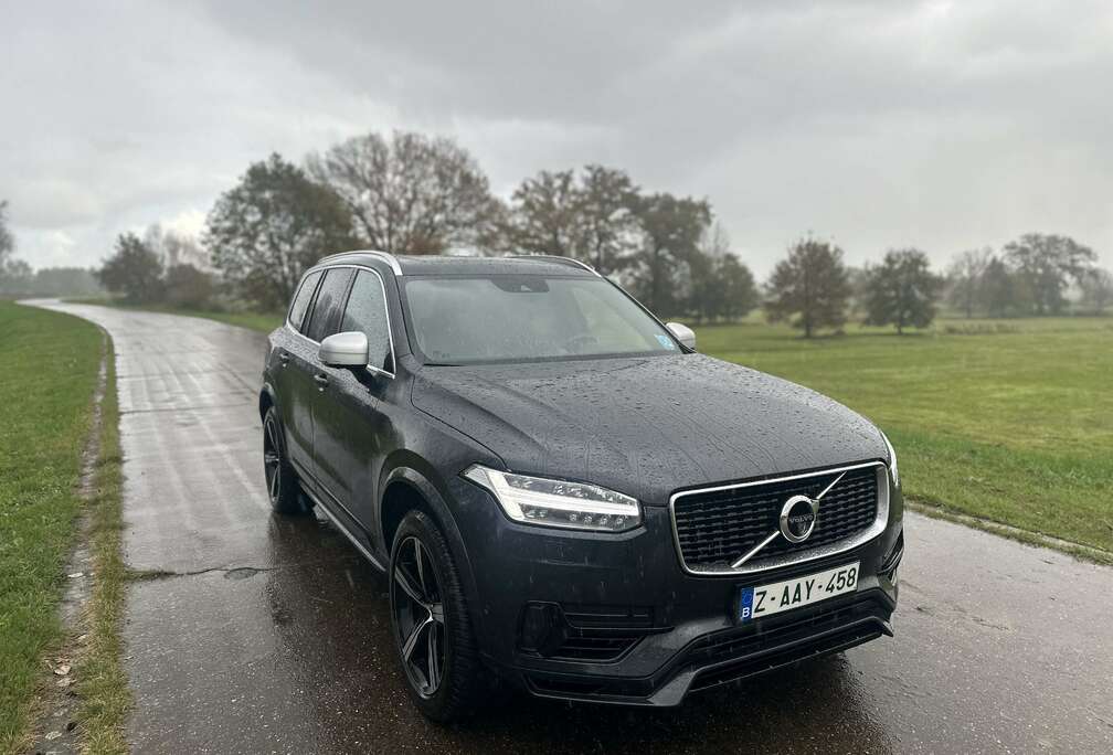 Volvo AWD T8 Twin Engine Geartronic RDesign