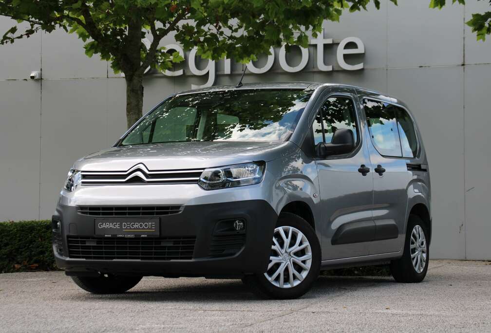 Citroen Combi Family 1.2T *TREKHAAK*NAVI*APPLE/ANDROID*