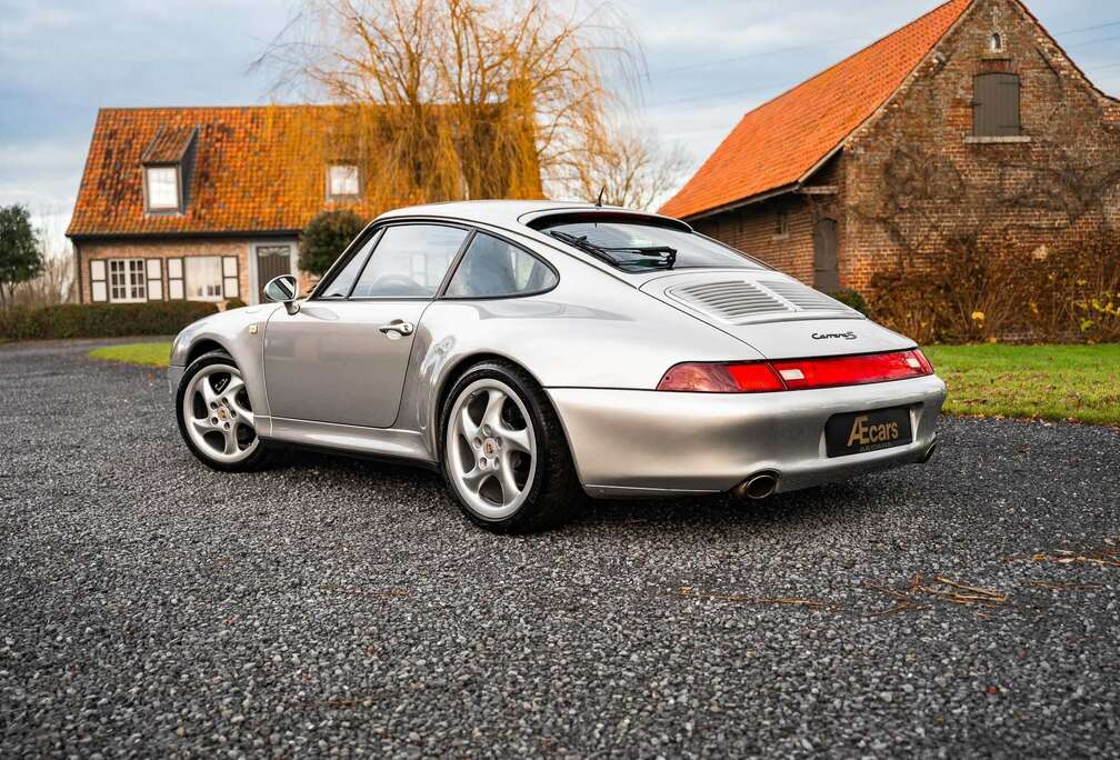 Porsche 911 CARRERA S /COUPE /MATCHING NUMBERS / FULL BOOK