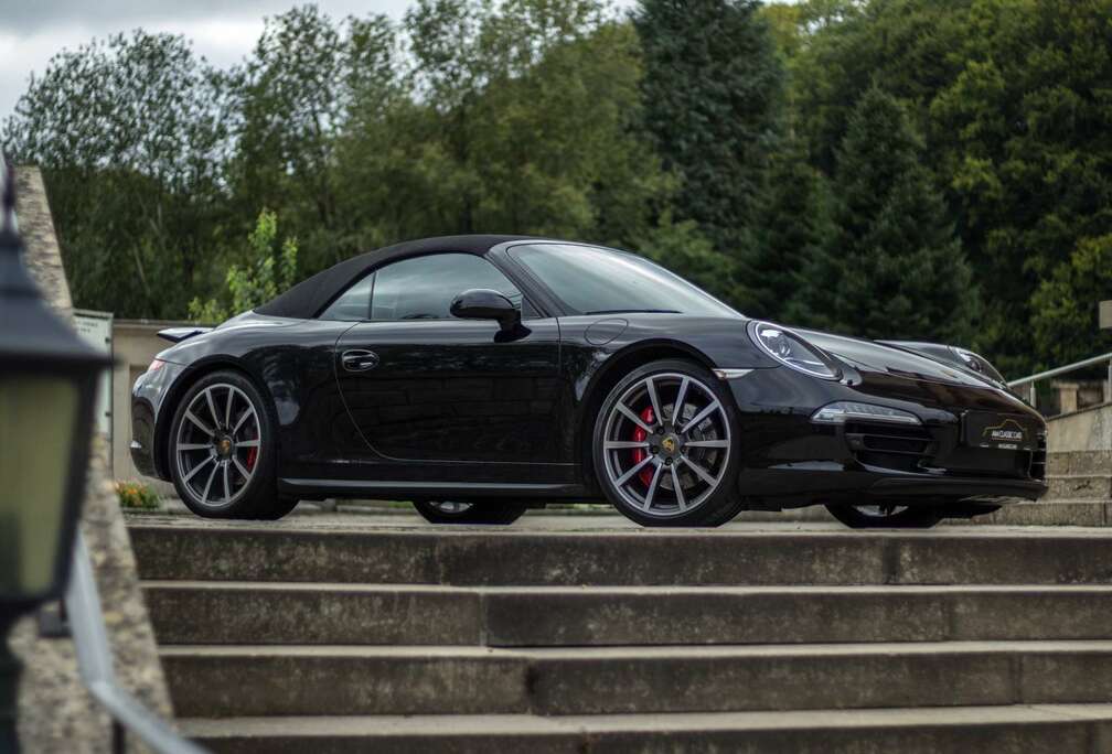 Porsche Carrera 4S Cabriolet 2 ans Porsche Approuved