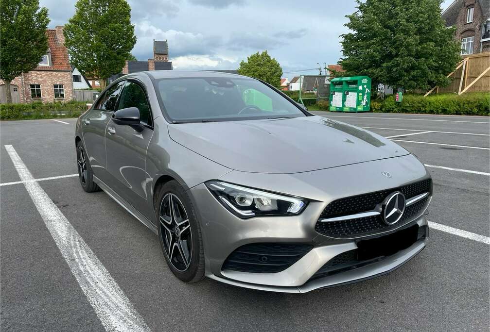 Mercedes-Benz Mercedes Cla 180 benzine AMG line met veel opties