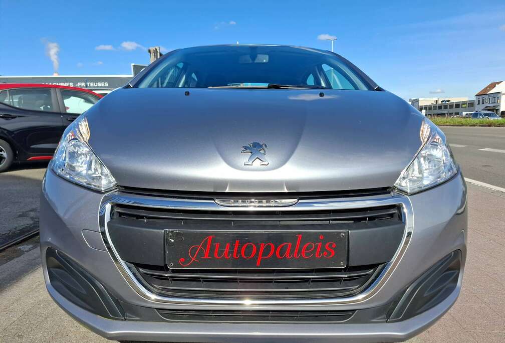 Peugeot 1.2i Like S