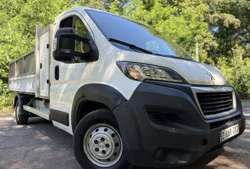 Peugeot 2.0 BlueHDi  Utilitaire  BENNE  10200 euros HTVA