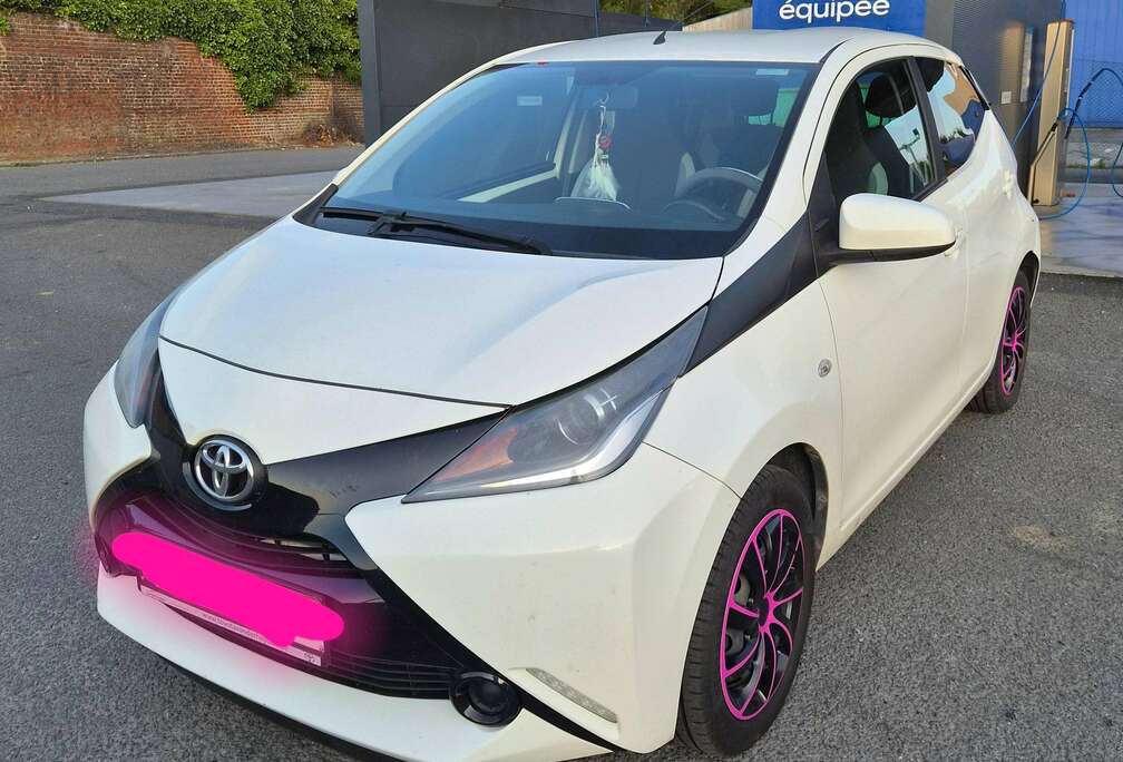Toyota WI XPlay