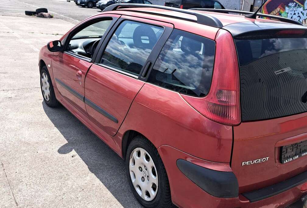 Peugeot 1.1i Enfant Terrible