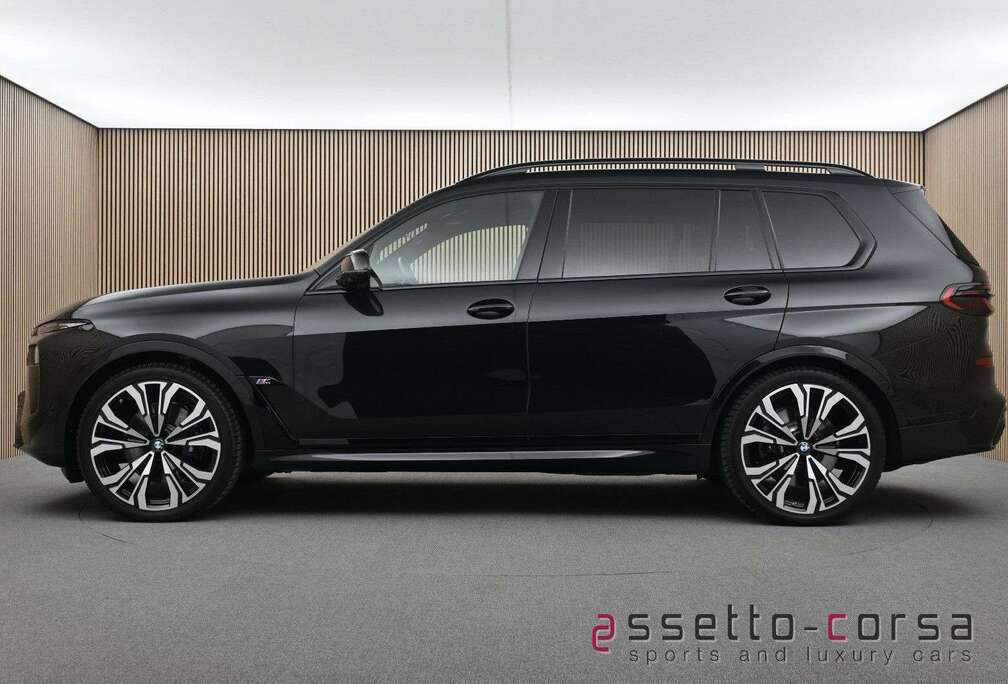 BMW X7 M60*Carbon*B\\u0026W*AHK*Standheizung*Pano*S-C