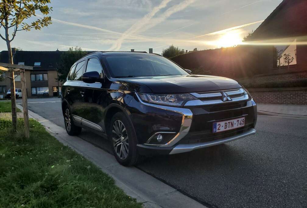 Mitsubishi 2.2 DI-D 4WD Unlimited Edition