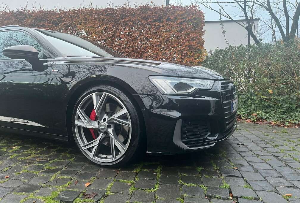 Audi A6 Avant 55 TFSI e quattro S tronic sport